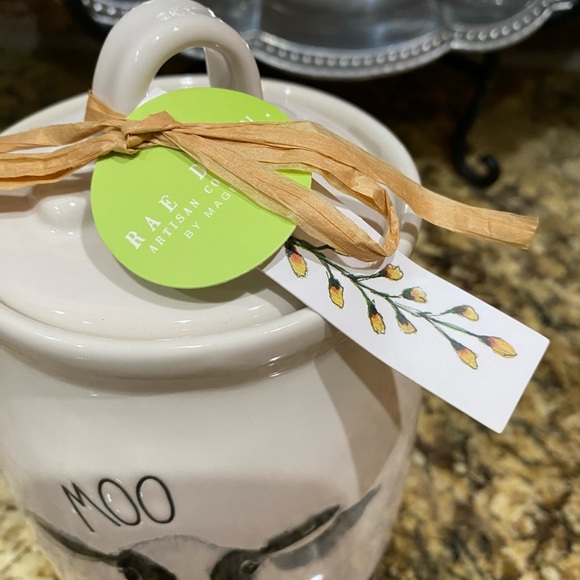 Rae Dunn Farmline Collection MOO cow canister  - Never used Brand new - Picture 4 of 13